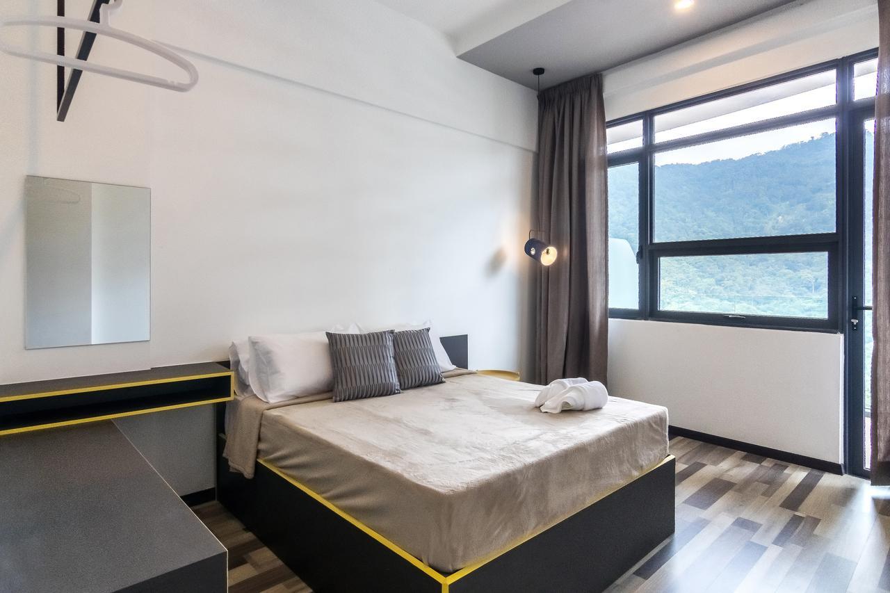 Arte Serviced Apartment @ Penang Gelugor Buitenkant foto